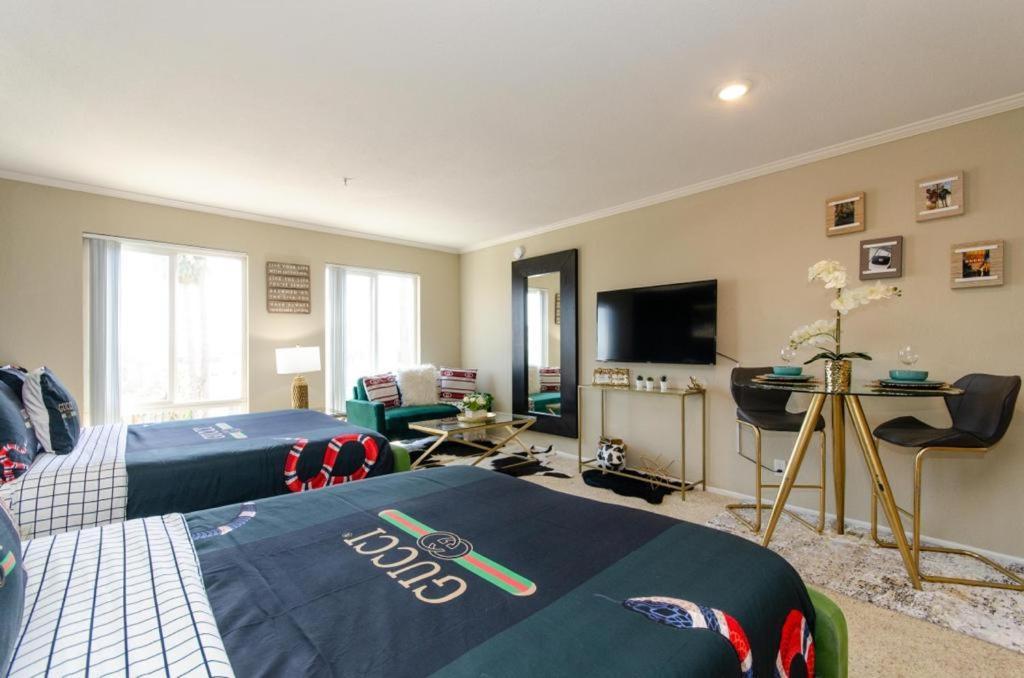Appartement Gucci Mickey And Maxico Lofts Free Parking And Wifi à Los Angeles Extérieur photo